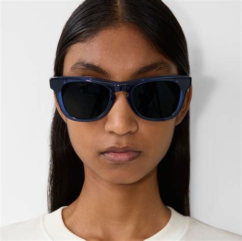 burberry zonnebril 2013|Arch Facet Sunglasses in Dark blue .